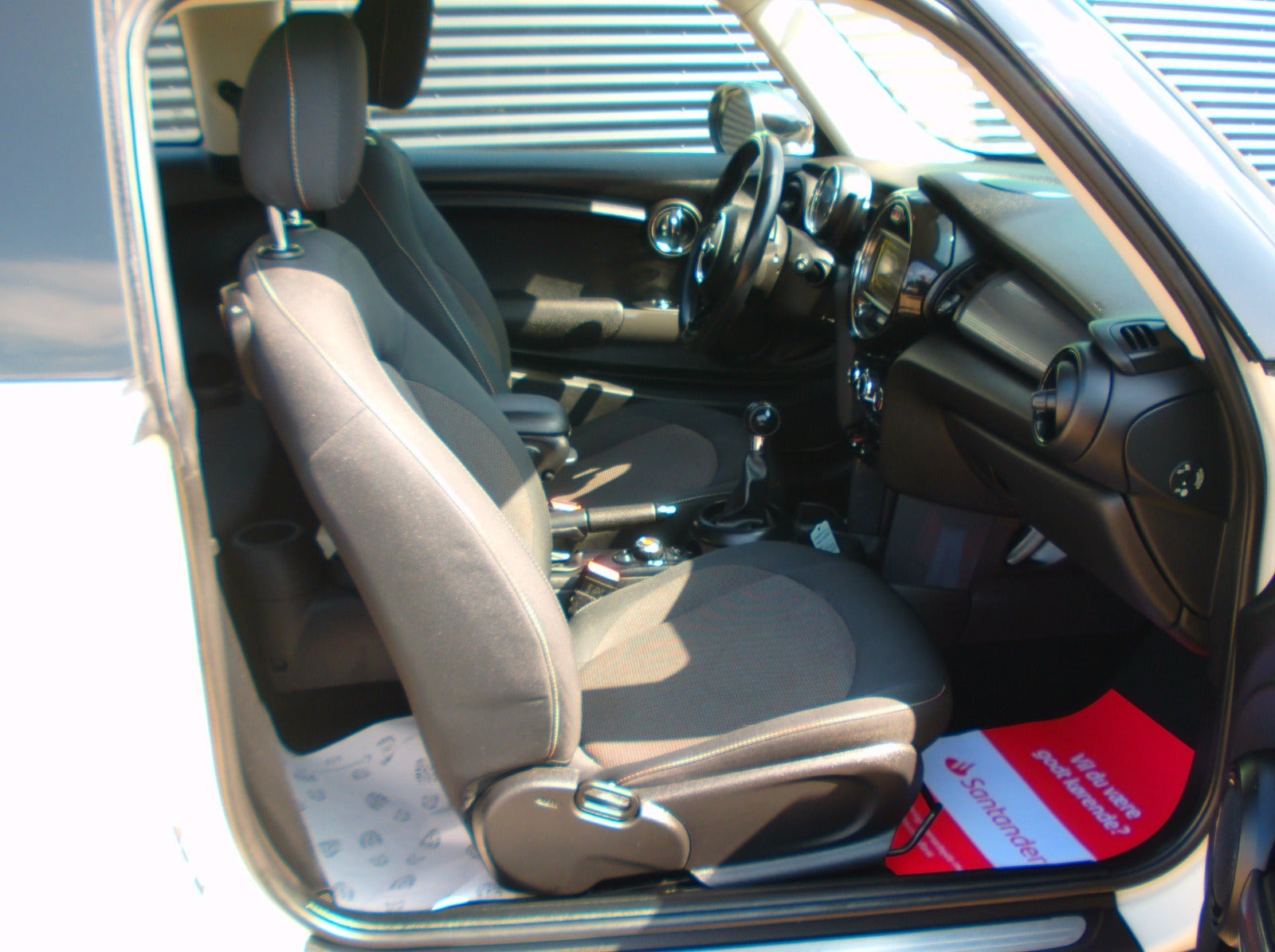 Hvid Mini Cooper fra 2016