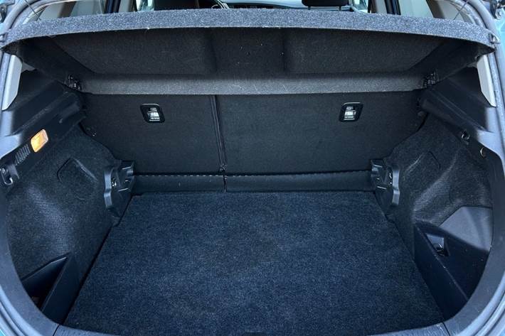 undefined Toyota Auris fra 2015