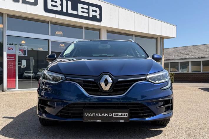 Blå Renault Megane IV fra 2021