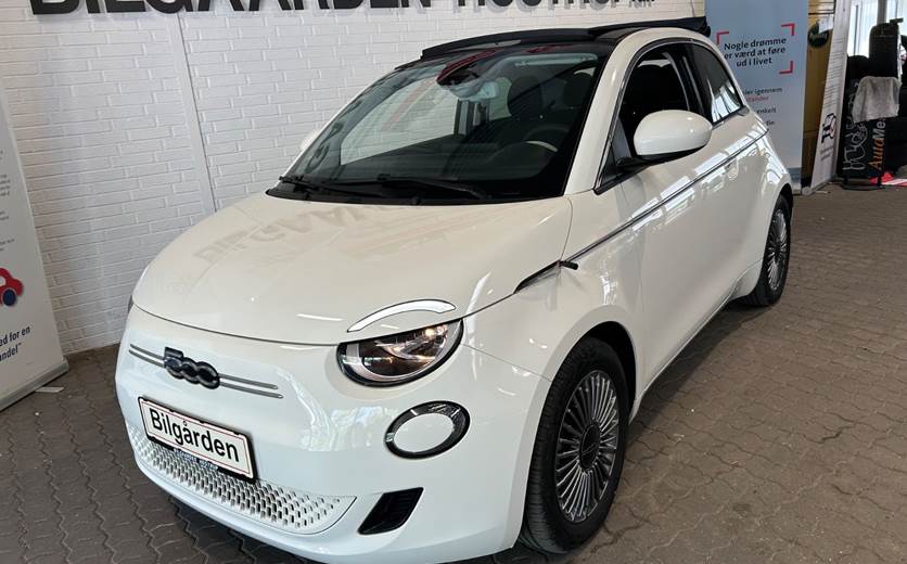 Fiat 500e 42 Icon Cabrio