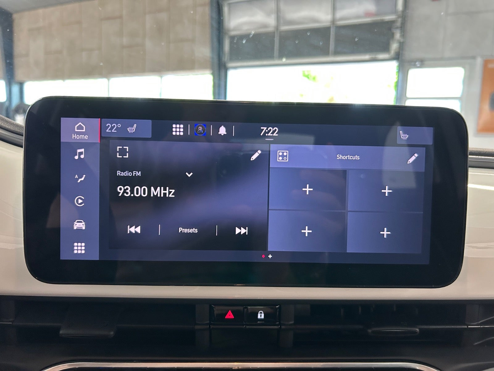 Hvid Fiat 500e fra 2023