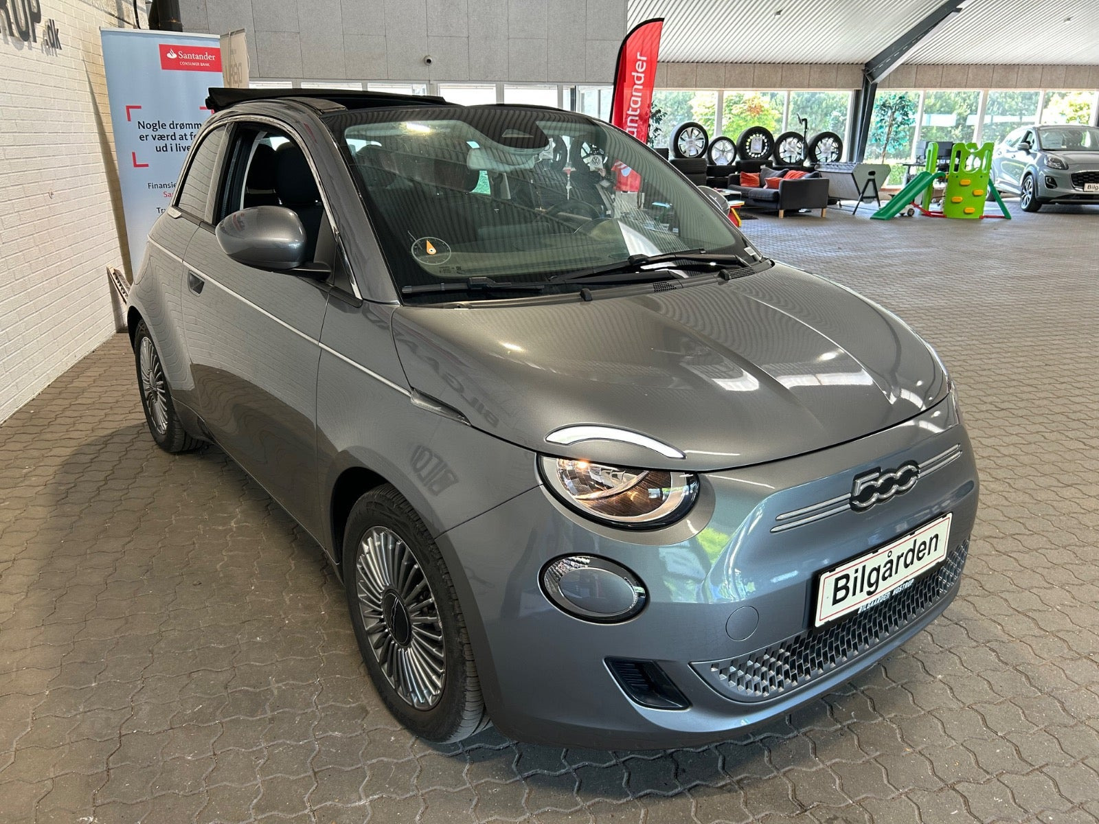 Sort Fiat 500e fra 2023