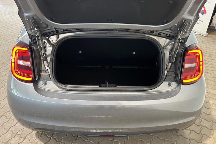Sort Fiat 500e fra 2023