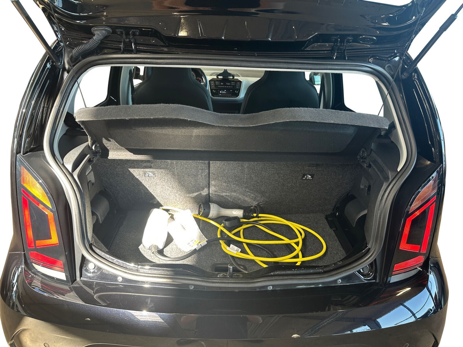 Sort VW E-UP! fra 2021