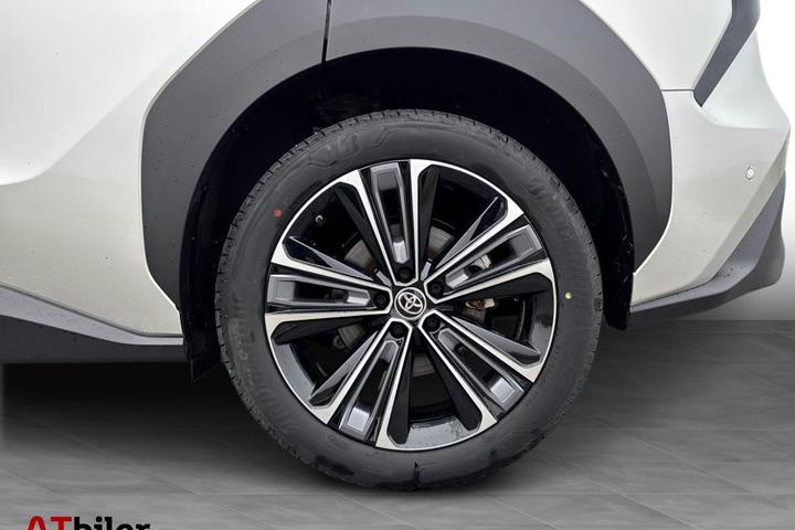 Grå Toyota BZ4X fra 2025