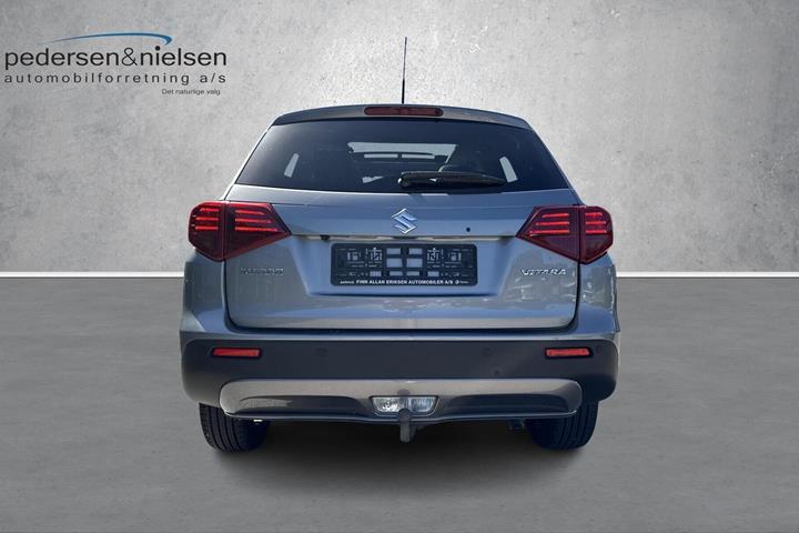 Sølv Suzuki Vitara fra 2019