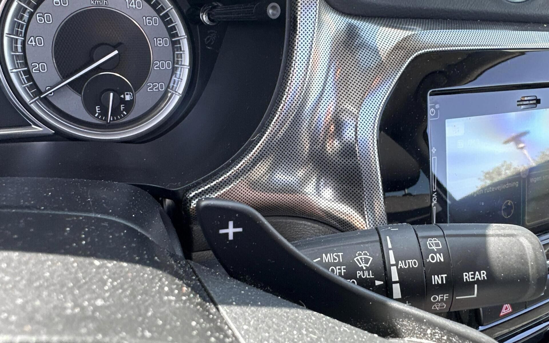 Sølv Suzuki Vitara fra 2019