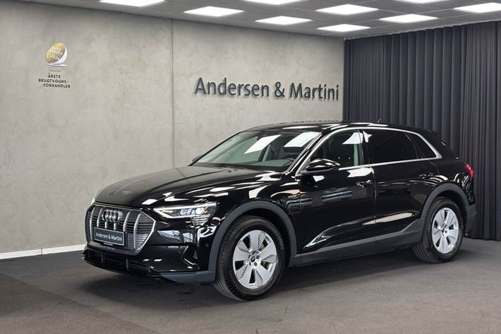 Sort Audi e-tron fra 2022