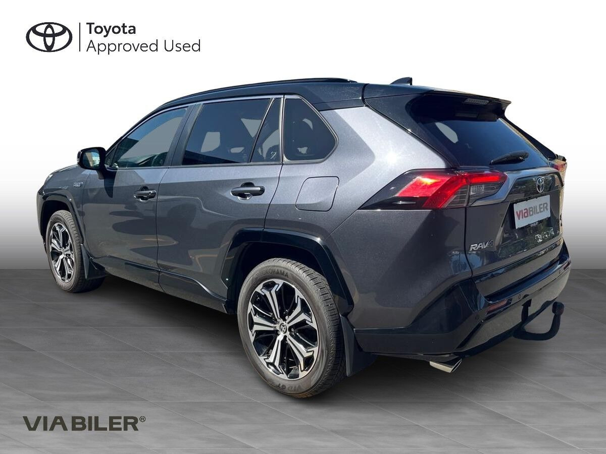 Grå Toyota RAV4 Plug-in fra 2021