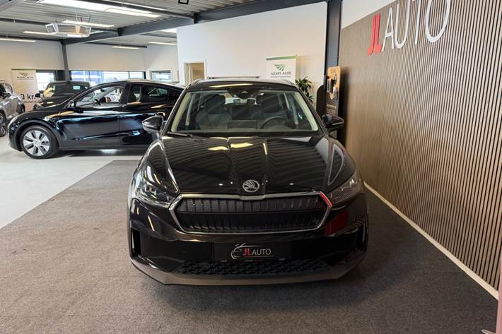 Sort Skoda Enyaq fra 2021
