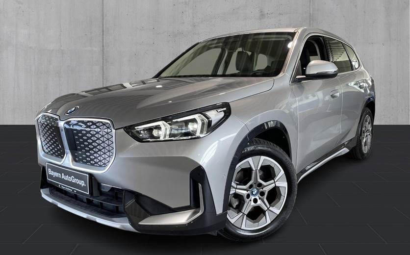 BMW iX1 eDrive20 X-Line