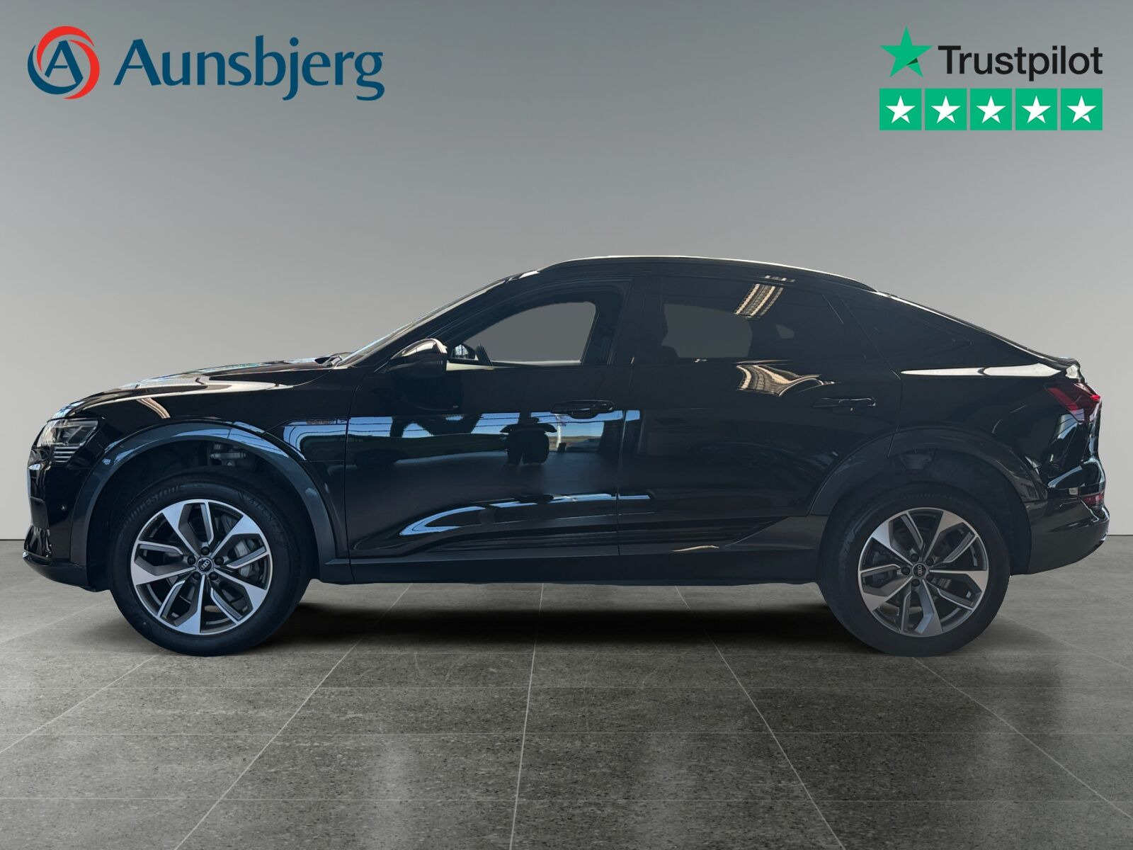 Sort Audi e-tron fra 2022