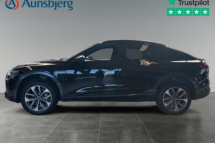 Sort Audi e-tron fra 2022