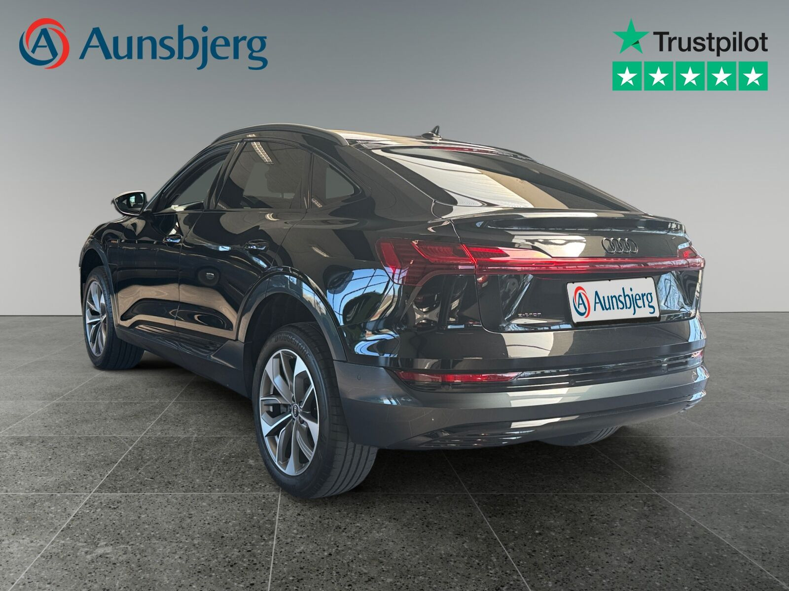 Sort Audi e-tron fra 2022