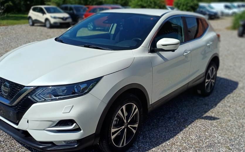 Nissan Qashqai 1,3 Dig-T 140 N-Connecta Van