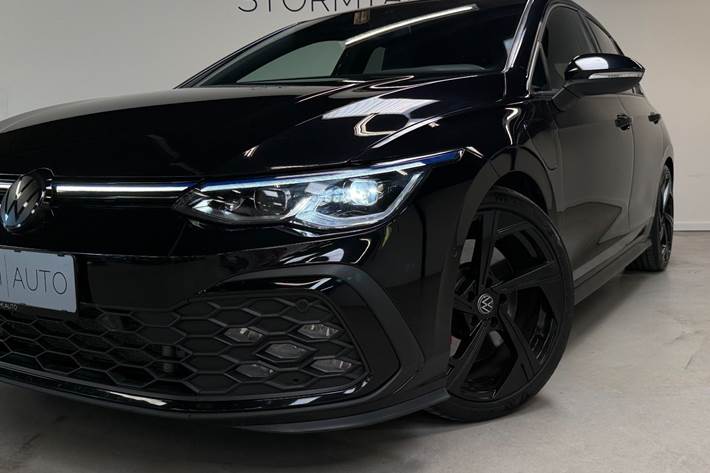 Sort VW Golf VIII fra 2021