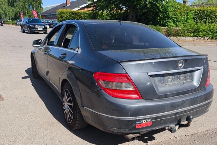 undefined Mercedes C200 fra 2010