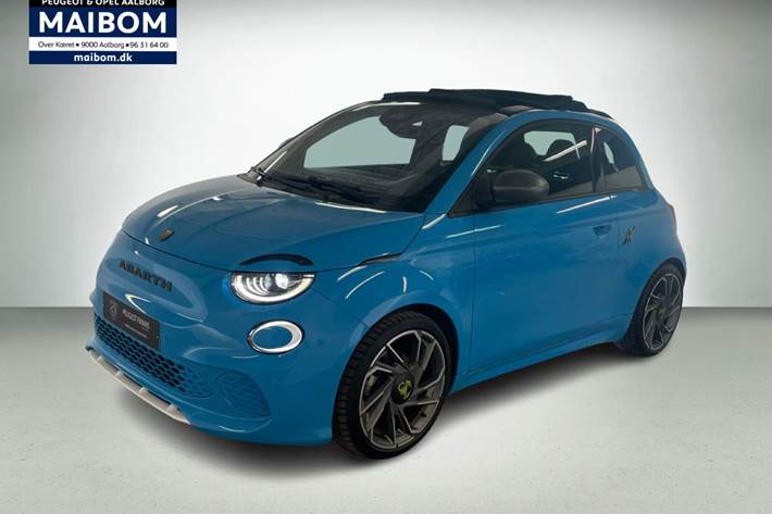 Blå Abarth 500e fra 2024