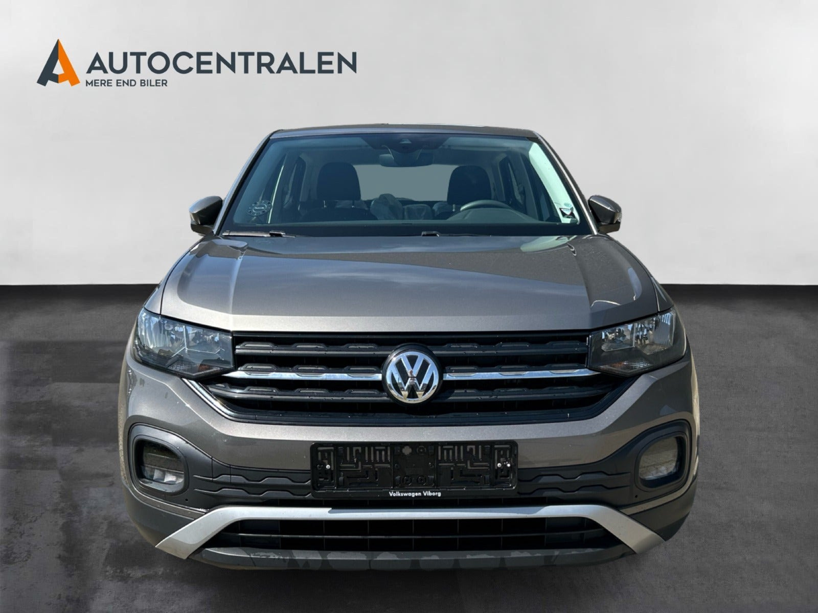 Grå VW T-Cross fra 2020