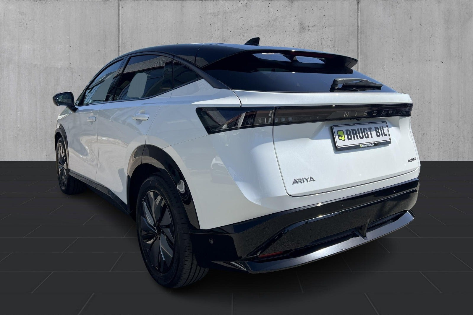 Hvid Nissan Ariya fra 2025
