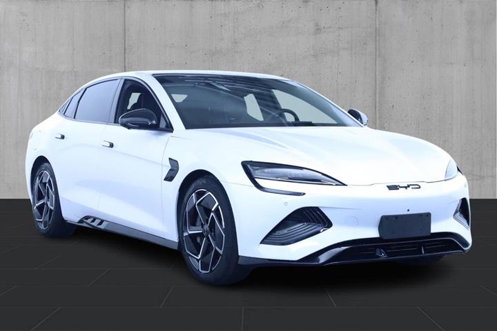 Hvid BYD Seal fra 2024