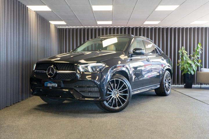 Gul Mercedes GLE400 d fra 2021