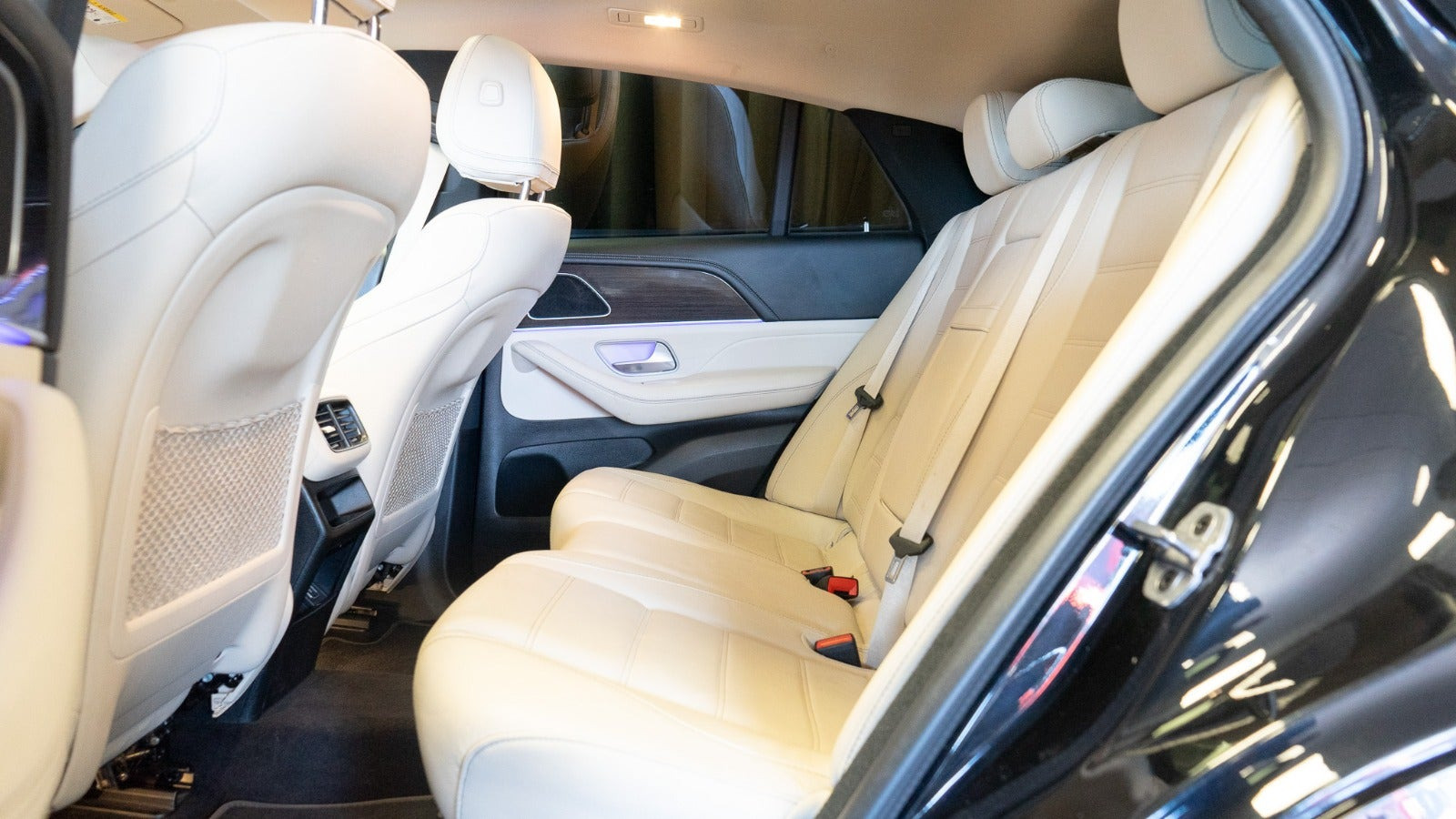 Gul Mercedes GLE400 d fra 2021