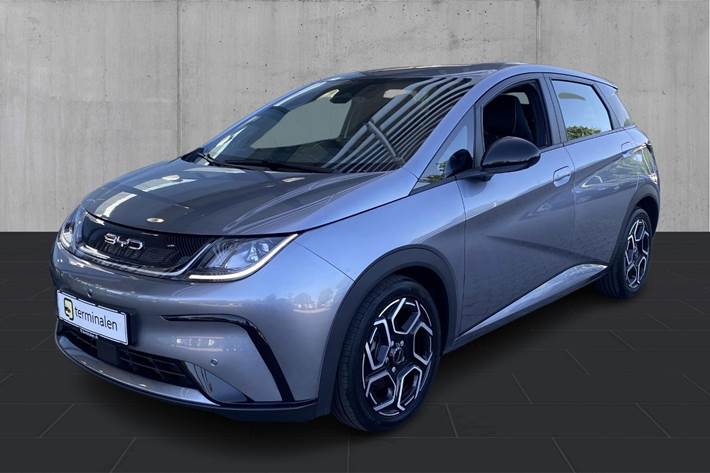 Grå BYD Dolphin fra 2024