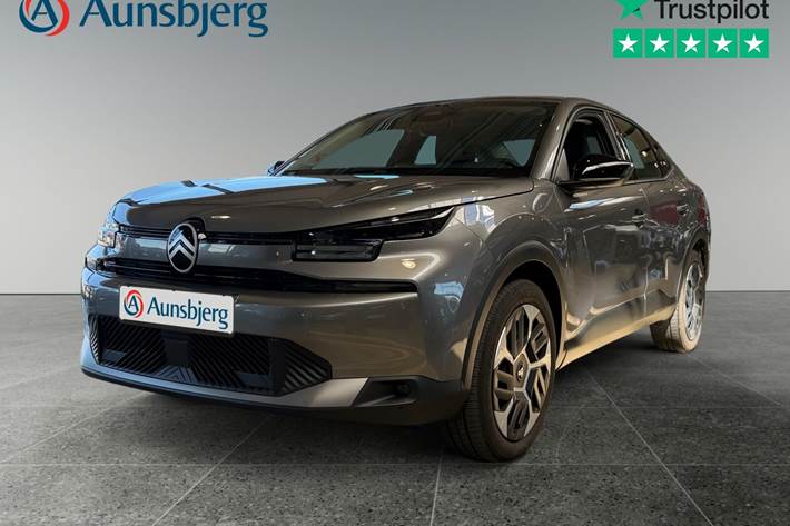 Sølv Citroën ë-C4 X fra 2025 set udefra
