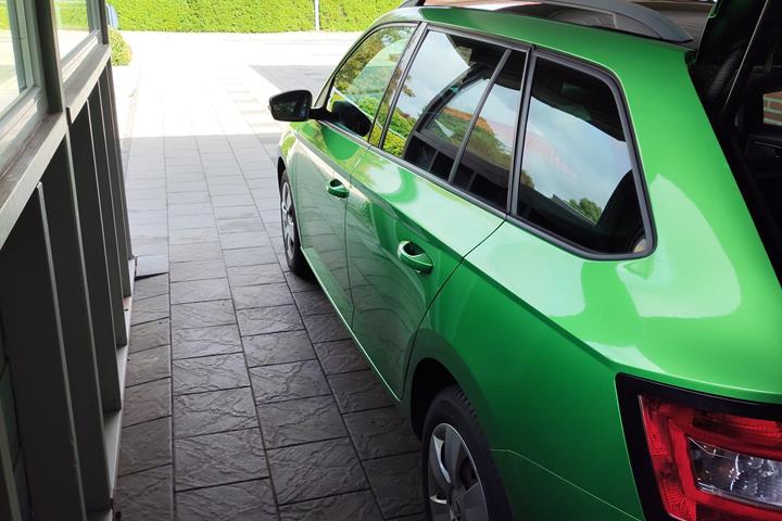 Grøn Skoda Fabia fra 2015