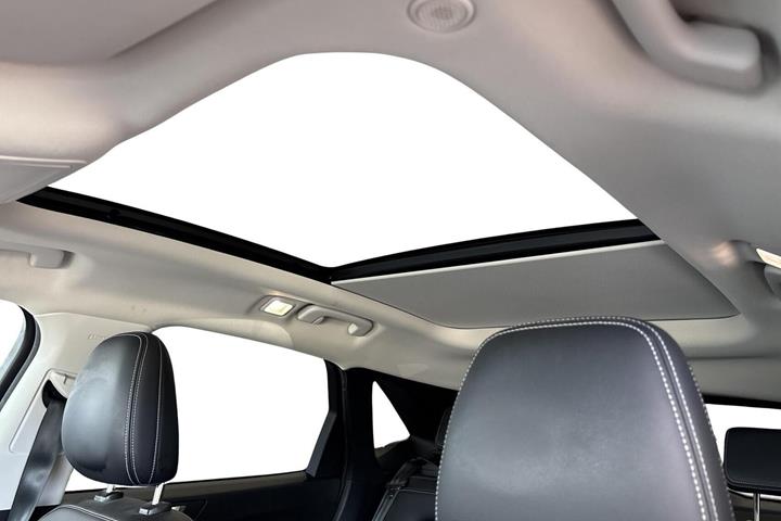 Grå Ford Kuga fra 2020