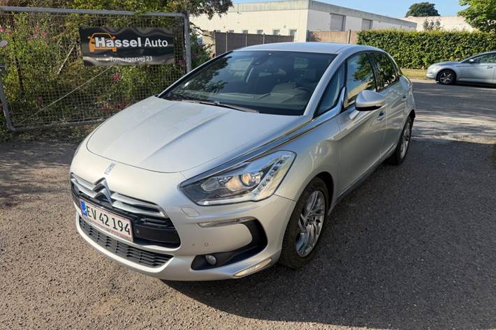 Grøn Citroën DS5 fra 2015
