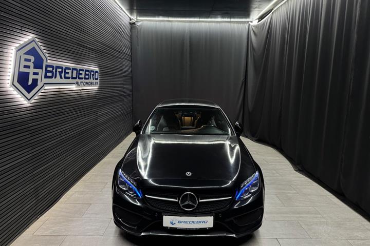 Sort Mercedes C300 fra 2018