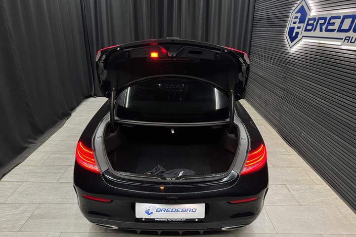 Sort Mercedes C300 fra 2018
