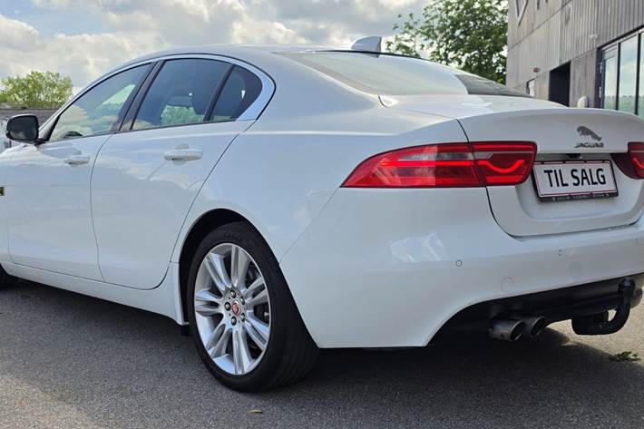 undefined Jaguar XE fra 2018