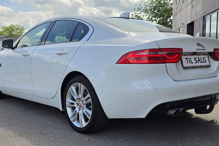 undefined Jaguar XE fra 2018