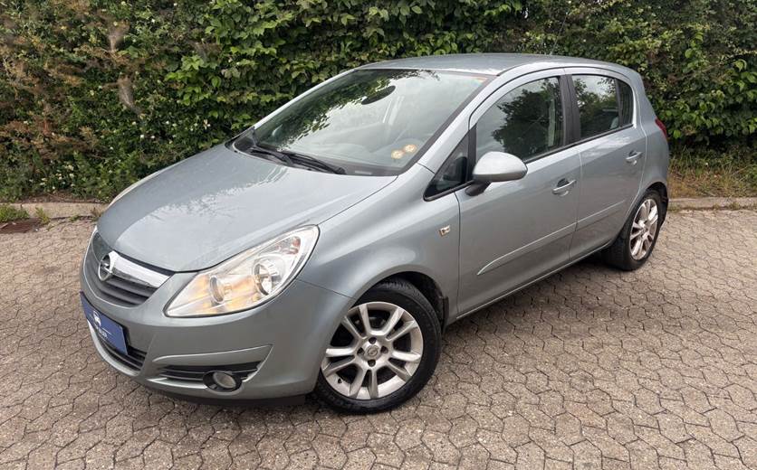 Opel Corsa 1,4 16V Cosmo