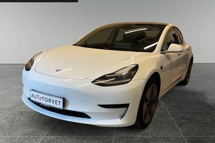 Hvid Tesla Model 3 fra 2020