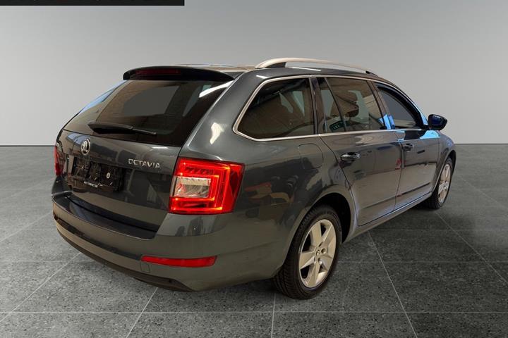 Grå Skoda Octavia fra 2016