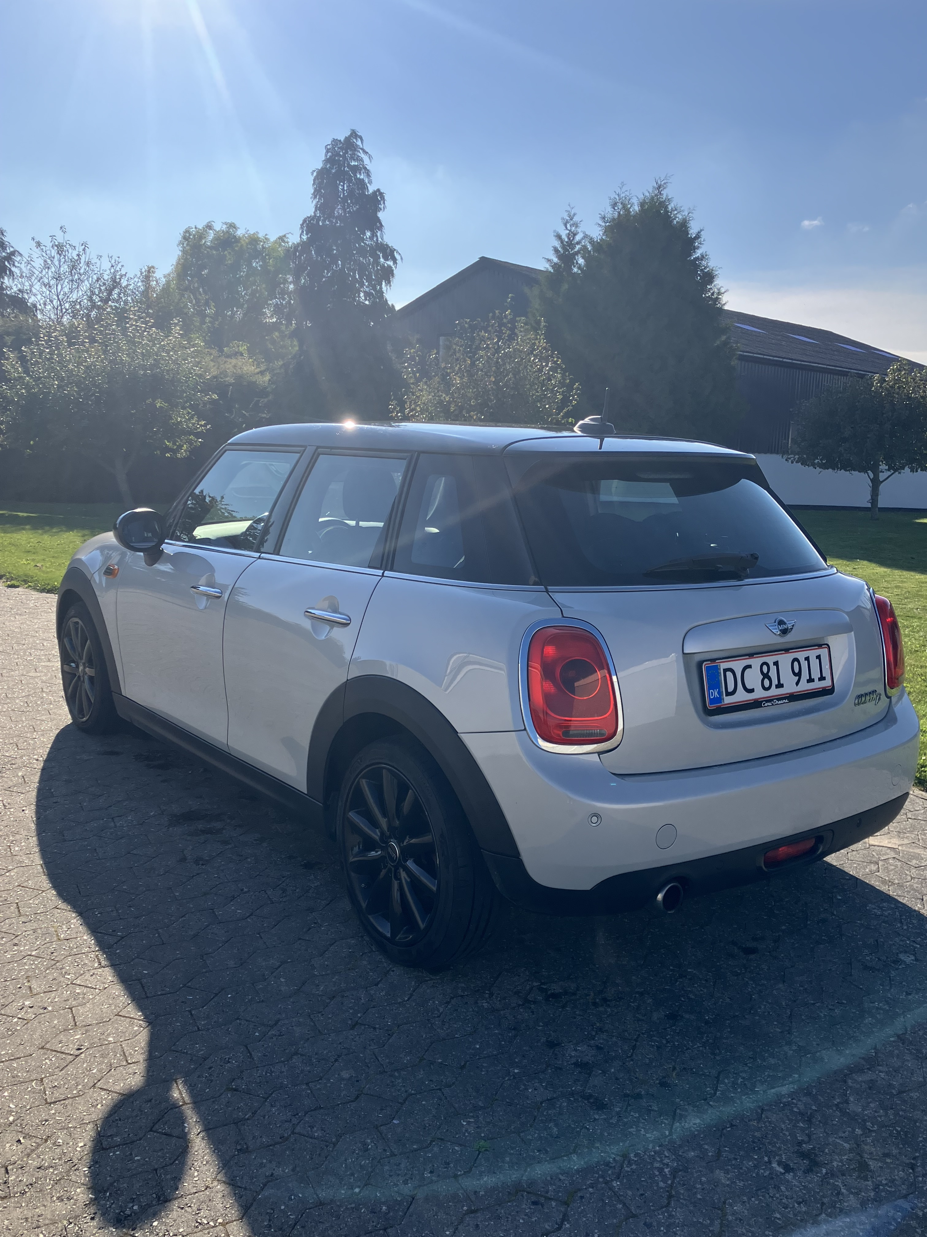 Sølv Mini Cooper fra 2016