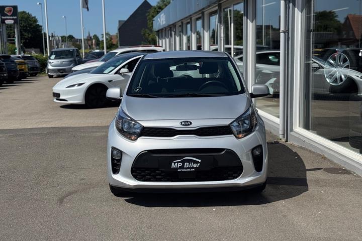 Sølv Kia Picanto fra 2020