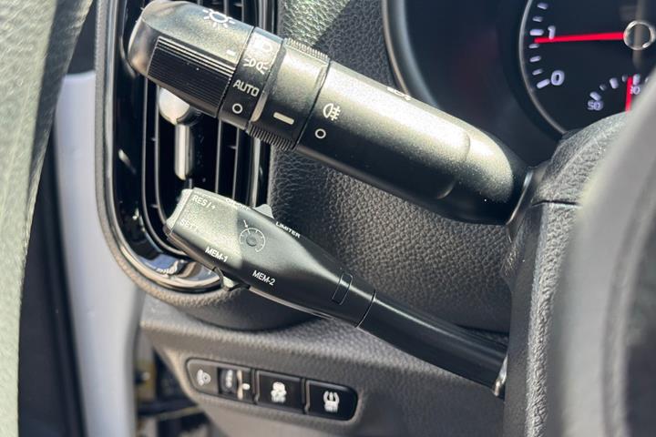 Sølv Kia Picanto fra 2020