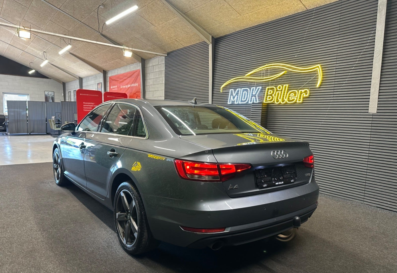 undefined Audi A4 fra 2016