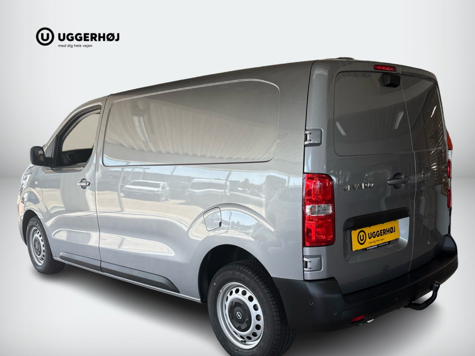 Grå Opel Vivaro fra 2026