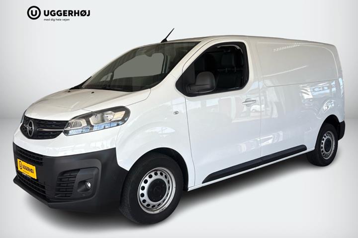 Hvid Opel Vivaro fra 2021 set udefra