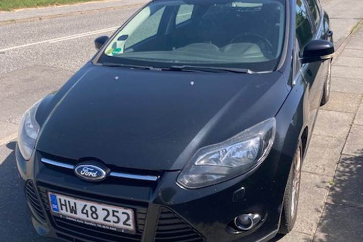 Sort Ford Focus fra 2012