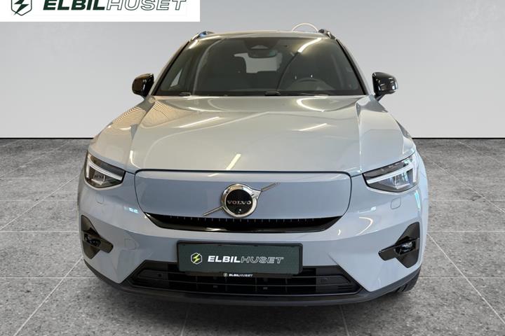 Grå Volvo EX40 fra 2026