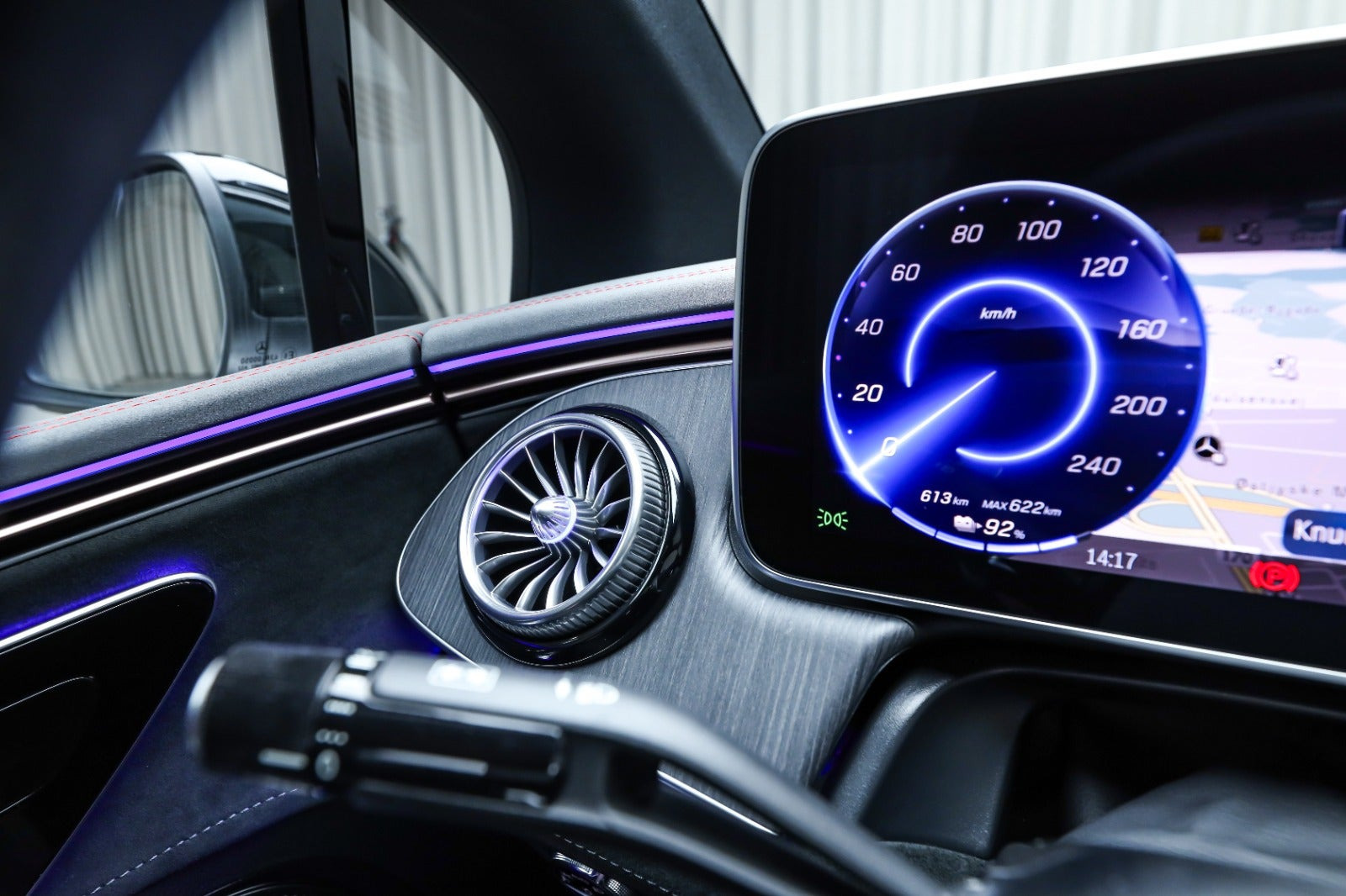 Sort Mercedes EQE350+ fra 2026