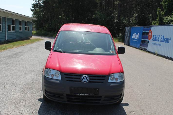 Rød VW Caddy fra 2006