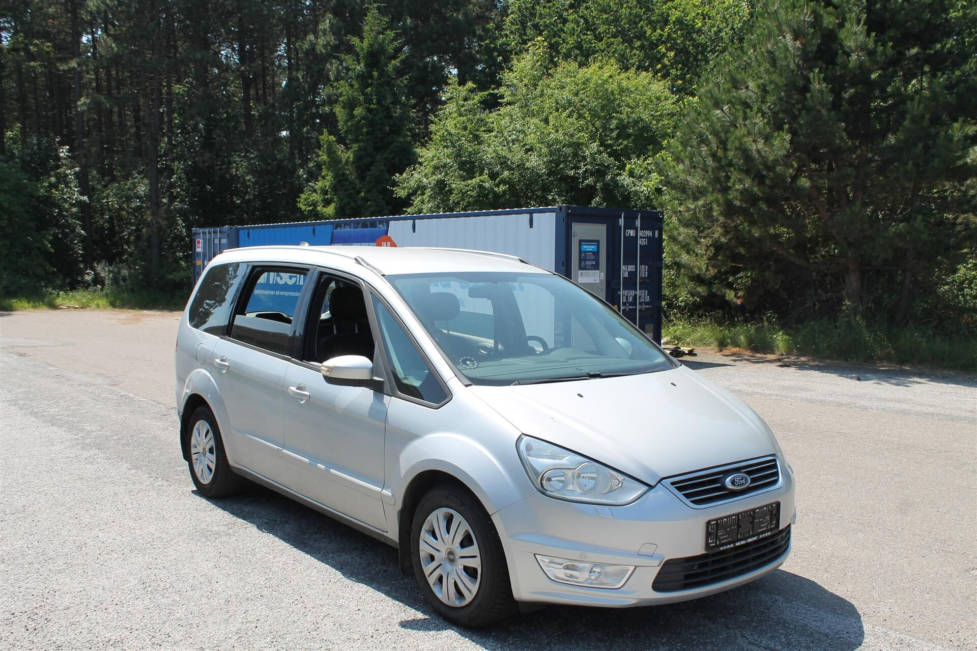 Sølv Ford Galaxy fra 2012